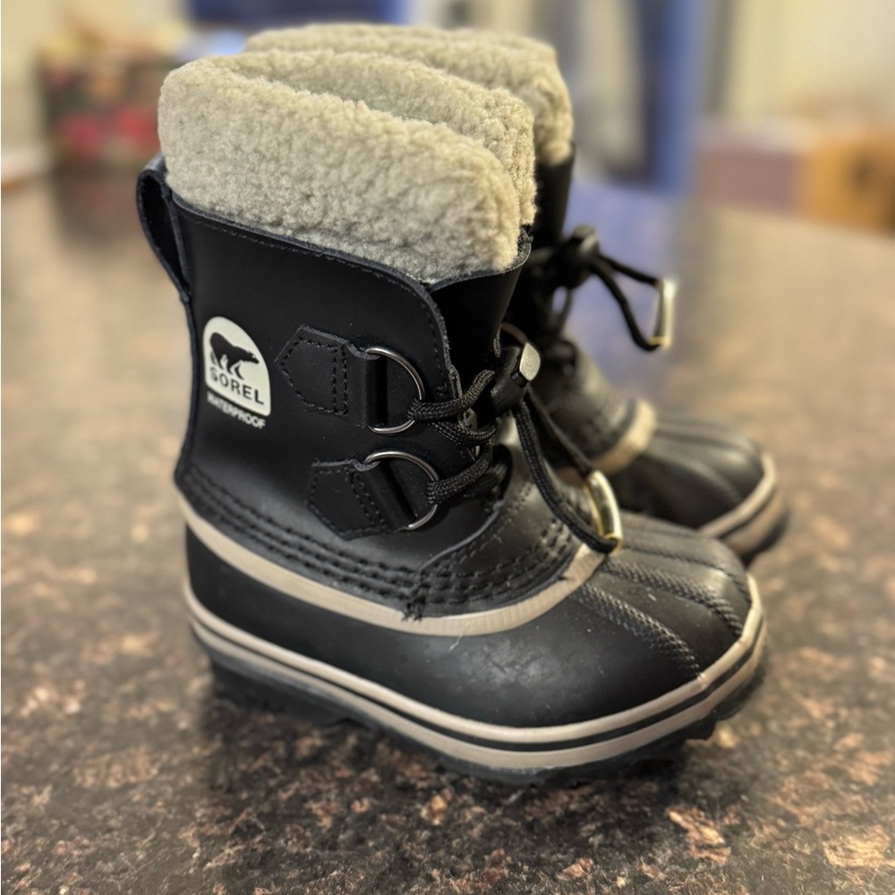 Sorel Black and Gray Kids Snow Boots 8T